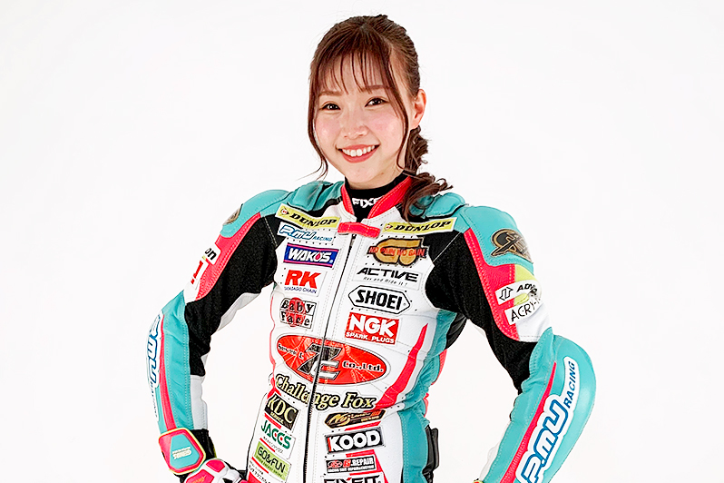 二輪レースライダー/バイクショップ整備士　桐石　瑠加さん
